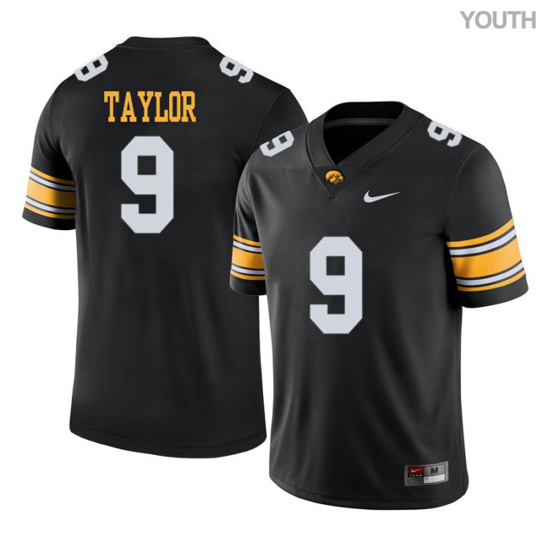 Youth Iowa Hawkeyes NCAA #9 Tory Taylor Black Authentic Nike Alumni Stitched College Football Jersey XI34Q60GR